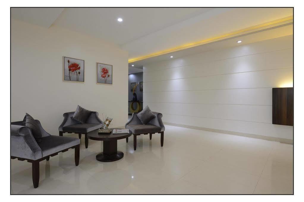 Oyo 710 Hotel Kshitij Pune Dış mekan fotoğraf